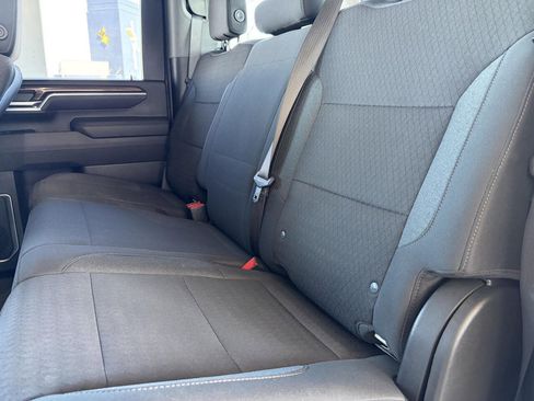 Used 2025 Chevrolet Silverado 2500 LT w/ Convenience Package image 17