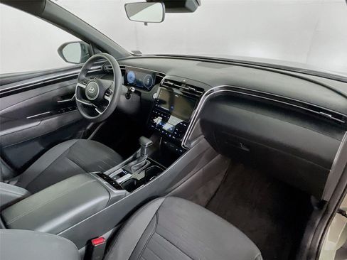 Used 2024 Hyundai Santa Cruz SEL w/ Activity Package FWD image 32
