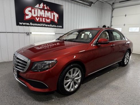 Used 2018 Mercedes-Benz E 400 4MATIC Sedan w/ Premium 3 Package (Q03) image 1
