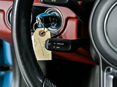 Used 2018 Porsche 911 Carrera image 28