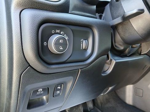 Used 2024 RAM 1500 Big Horn image 30