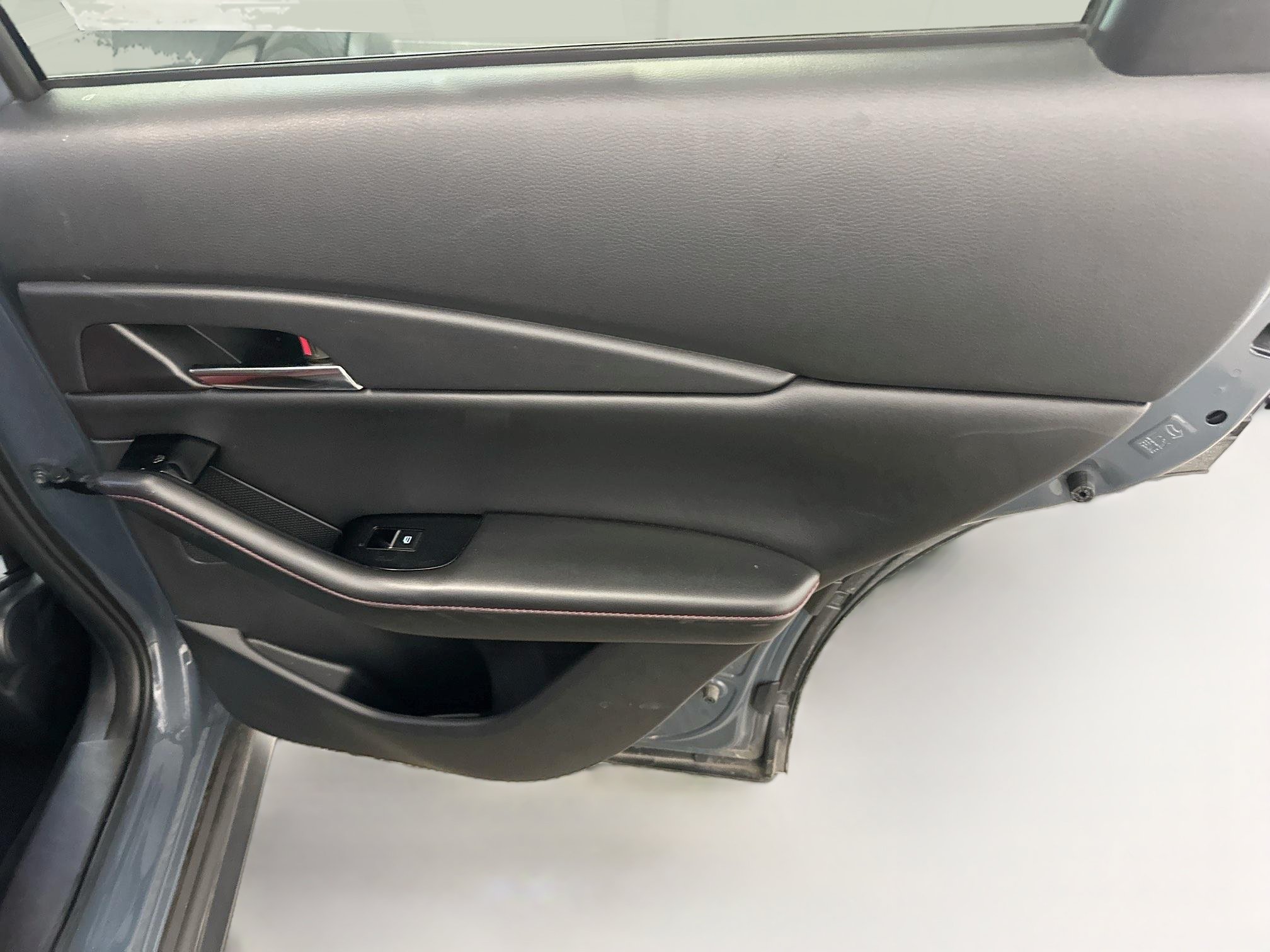 Used 2025 MAZDA CX-30 AWD 2.5 S w/ Preferred Package image 32