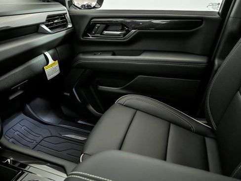 New 2026 GMC Yukon XL Elevation w/ Elevation Premium Package image 20
