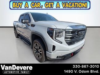 Used 2024 GMC Sierra 1500 AT4 w/ Technology Package AWD/4WD video 1