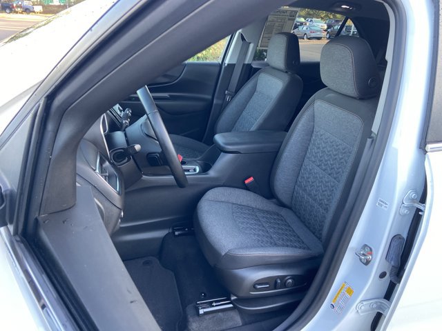 Used 2023 Chevrolet Equinox LT w/ Driver Convenience Package FWD image 18