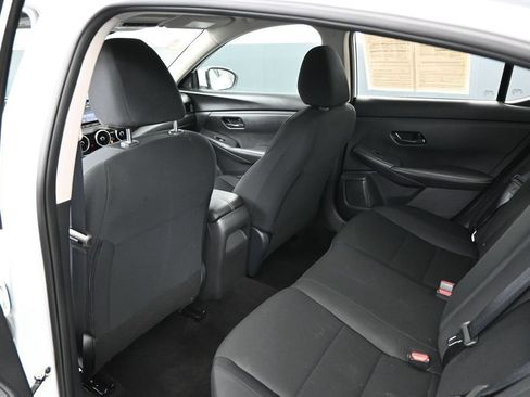 Used 2025 Nissan Sentra S FWD image 17