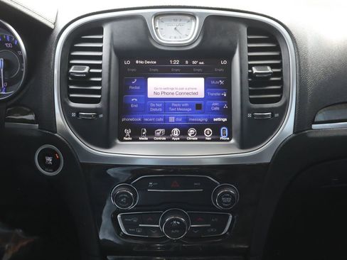 Used 2016 Chrysler 300 C image 34