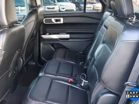 Used 2023 Ford Explorer XLT w/ Equipment Group 202A image 14
