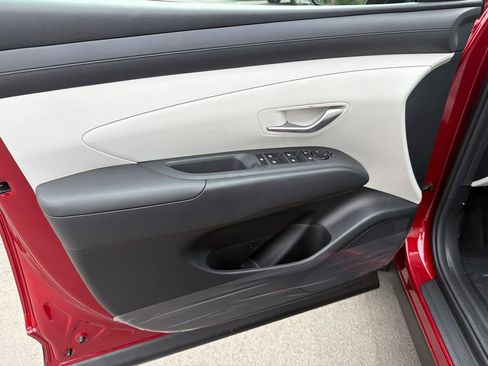 New 2026 Hyundai Tucson SE image 11