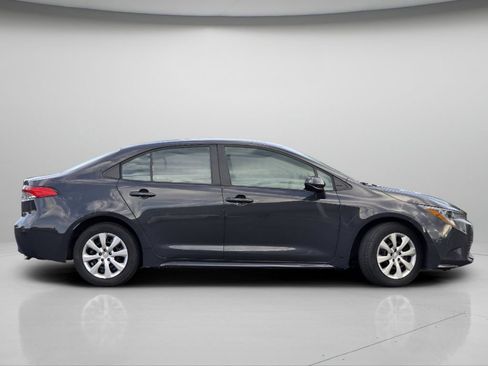 Used 2025 Toyota Corolla LE FWD image 20