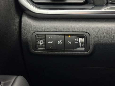 New 2027 GMC Terrain Elevation w/ Elevation Premium Package FWD image 21