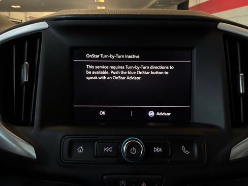 Used 2024 GMC Terrain SLE FWD image 28