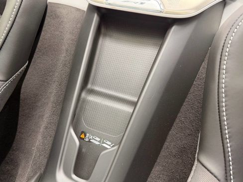 Used 2026 Chevrolet Corvette ZR1 w/ ZR1 Carbon Fiber Aero Package image 75