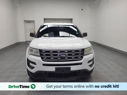Used 2016 Ford Explorer image 1