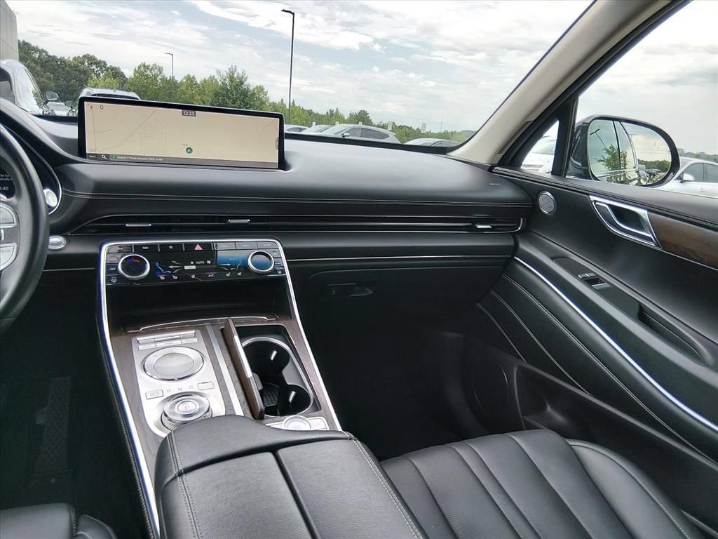 Used 2021 Genesis GV80 2.5T AWD/4WD image 11