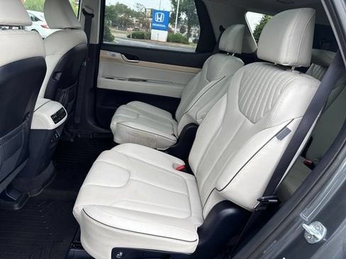 Used 2023 Hyundai Palisade Limited AWD/4WD image 15