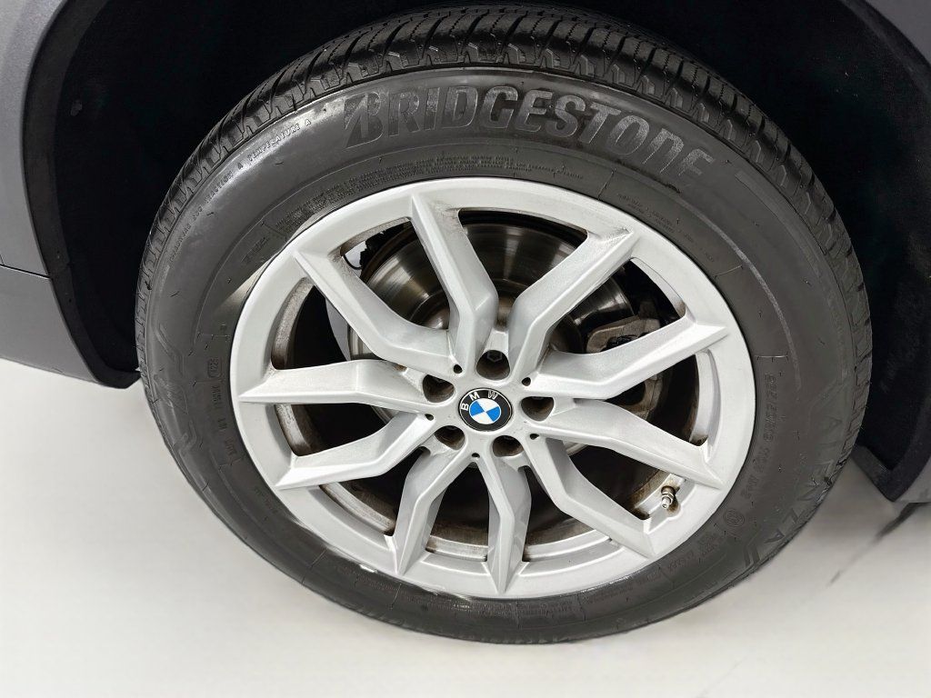 Certified 2022 BMW X5 xDrive40i w/ Premium Package AWD/4WD image 32