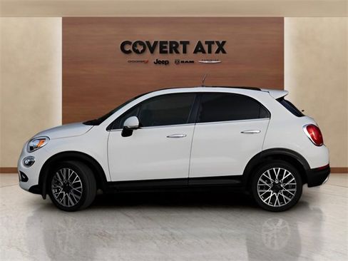 Used 2018 FIAT 500X Lounge w/ Lounge Premium Package (FWD) image 2