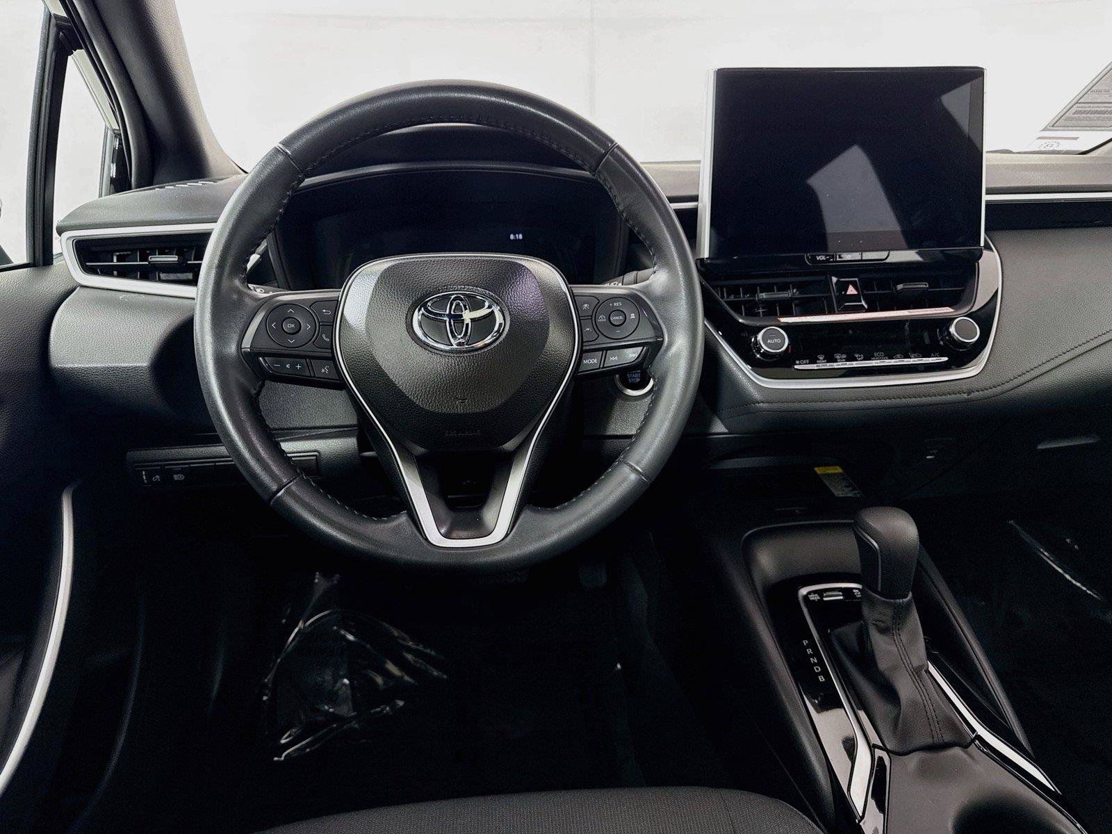 Certified 2025 Toyota Corolla SE w/ SE Premium Package FWD image 30