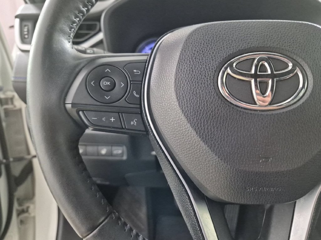 Used 2019 Toyota RAV4 XSE AWD/4WD image 14