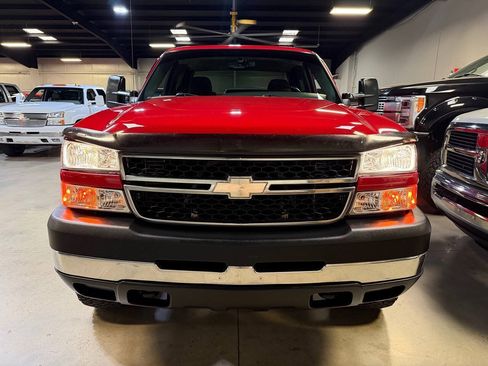 Used 2006 Chevrolet Silverado 2500 LT w/ Heavy-Duty Power Package AWD/4WD image 31