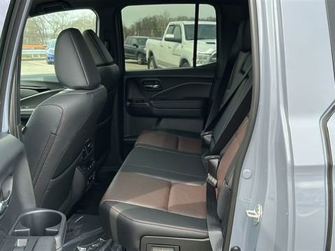 New 2026 Honda Ridgeline Black Edition image 24