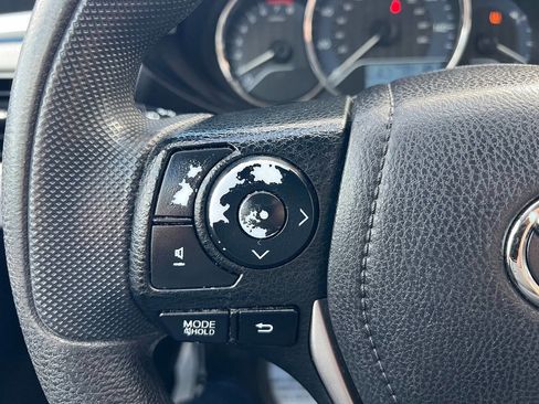 Used 2014 Toyota Corolla LE Premium image 30