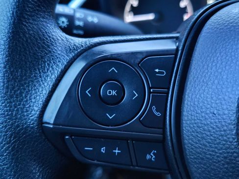 Used 2024 Toyota Corolla LE image 32