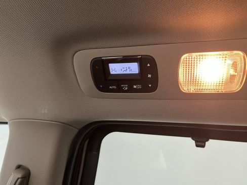 Used 2016 Honda Odyssey EX-L image 12