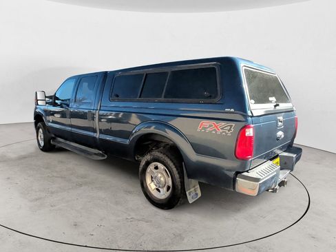Used 2015 Ford F250 XLT w/ FX4 Off-Road Package image 3