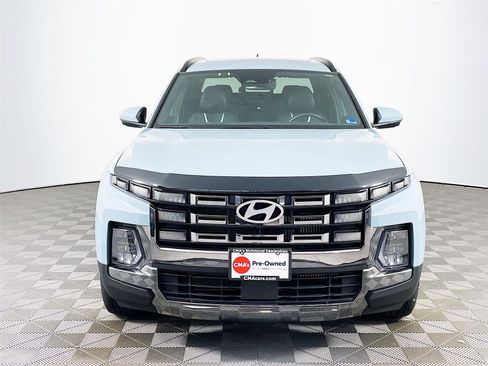 Used 2025 Hyundai Santa Cruz Limited AWD/4WD image 2