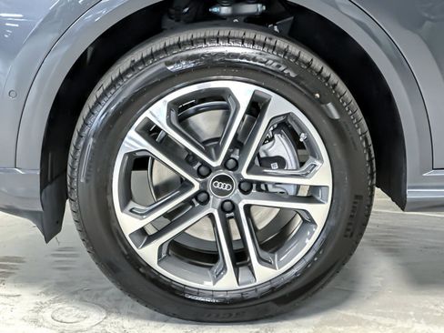 New 2025 Audi Q5 Premium image 25