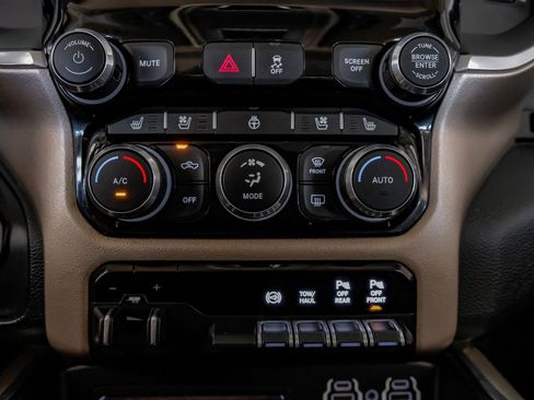 Used 2019 RAM 2500 Laramie image 26