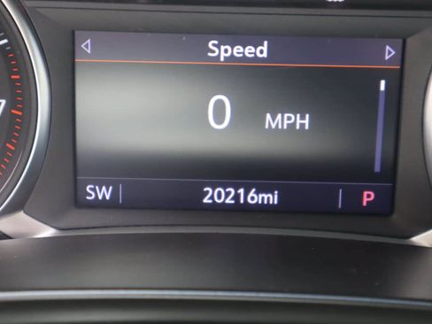 Used 2023 Chevrolet Blazer LT w/ Convenience Package FWD image 10