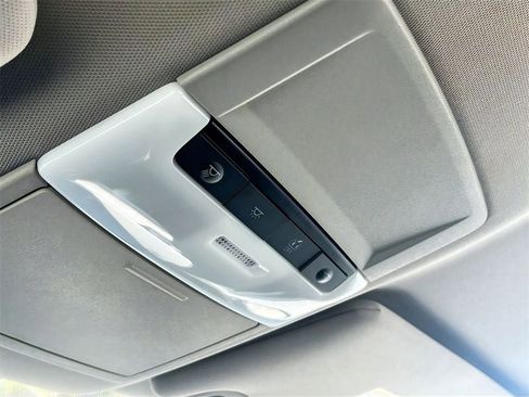 Used 2025 Nissan Altima 2.5 S FWD image 28