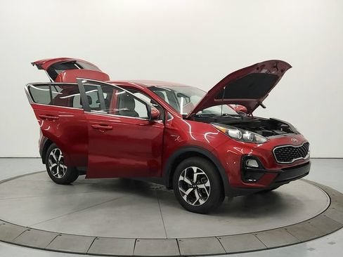 Used 2022 Kia Sportage LX AWD/4WD image 9