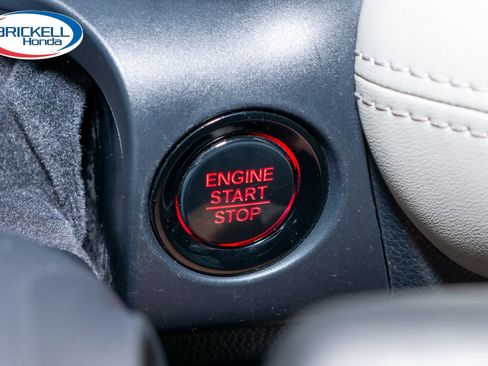 Certified 2024 Honda HR-V LX image 29