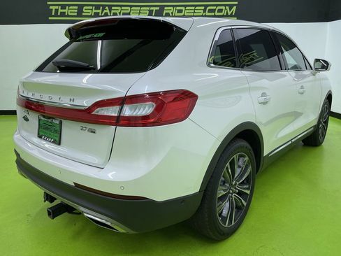 Used 2016 Lincoln MKX Reserve w/ Technology Package image 10