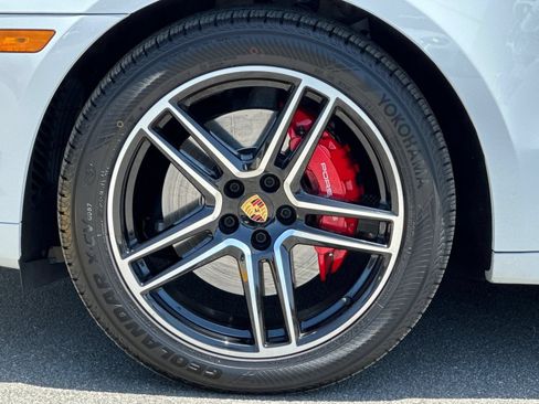 Certified 2021 Porsche Macan GTS AWD/4WD image 44