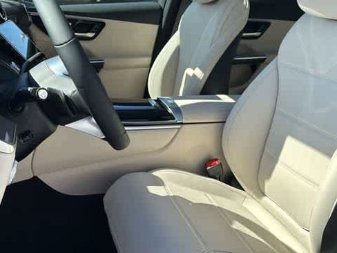 Certified 2026 Mercedes-Benz GLC 300 4MATIC image 10