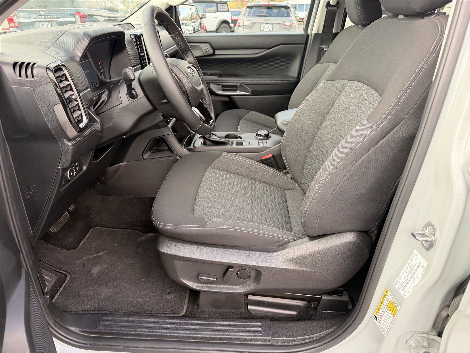 Used 2024 Ford Ranger XLT w/ Equipment Group 301A High AWD/4WD image 11