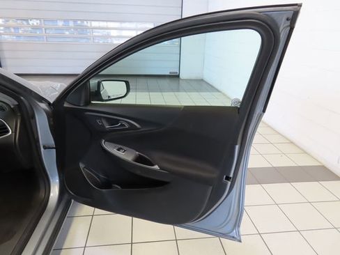 Used 2023 Chevrolet Malibu LT FWD image 25