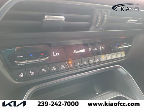 Used 2025 MAZDA CX-70 Plug-In Hybrid w/ Premium Plus AWD/4WD image 30