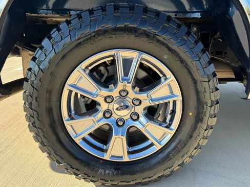 Used 2017 Ford F150 XLT w/ Equipment Group 302A Luxury image 24