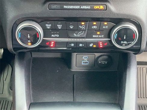 Used 2022 Ford Escape SEL image 22