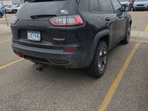Certified 2019 Jeep Cherokee Trailhawk w/ Cold Weather Group AWD/4WD image 5