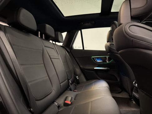 Used 2026 Mercedes-Benz GLC 300 image 29