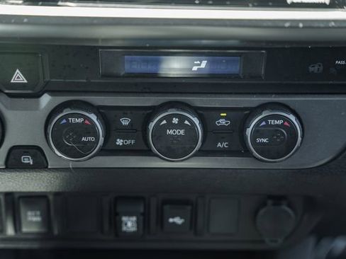 Used 2022 Toyota Tacoma SR5 w/ Trail Edition image 25