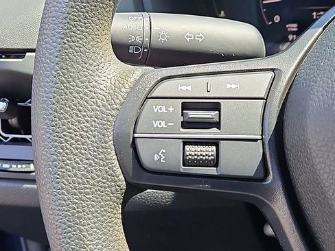 Certified 2023 Honda Accord EX image 21