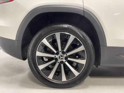 Certified 2023 Mercedes-Benz GLB 250 4MATIC image 15
